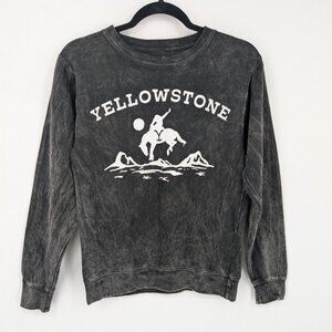 Yellowstone Mountain Pullover Sweatshirt Women Size S Logo Wash Cosplay Cowgirl